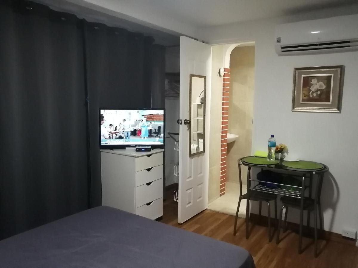 Anexo Independiente Y Privado Totalmente Amueblado Muy Lindo Y Acogedor En Chanis Cerca De Costa Del Y El Mall Santa Maria Plaza *