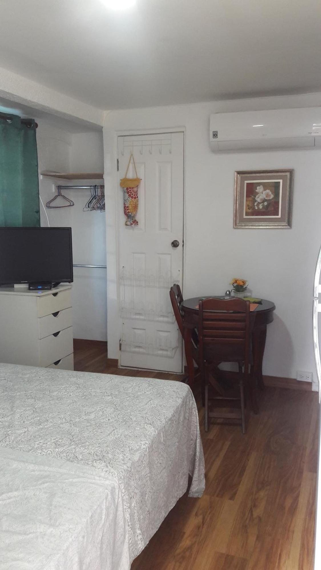 Apartment Anexo Independiente Y Privado Totalmente Amueblado Muy Lindo Y Acogedor En Chanis Cerca De Costa Del Y El Mall Santa Maria Plaza *