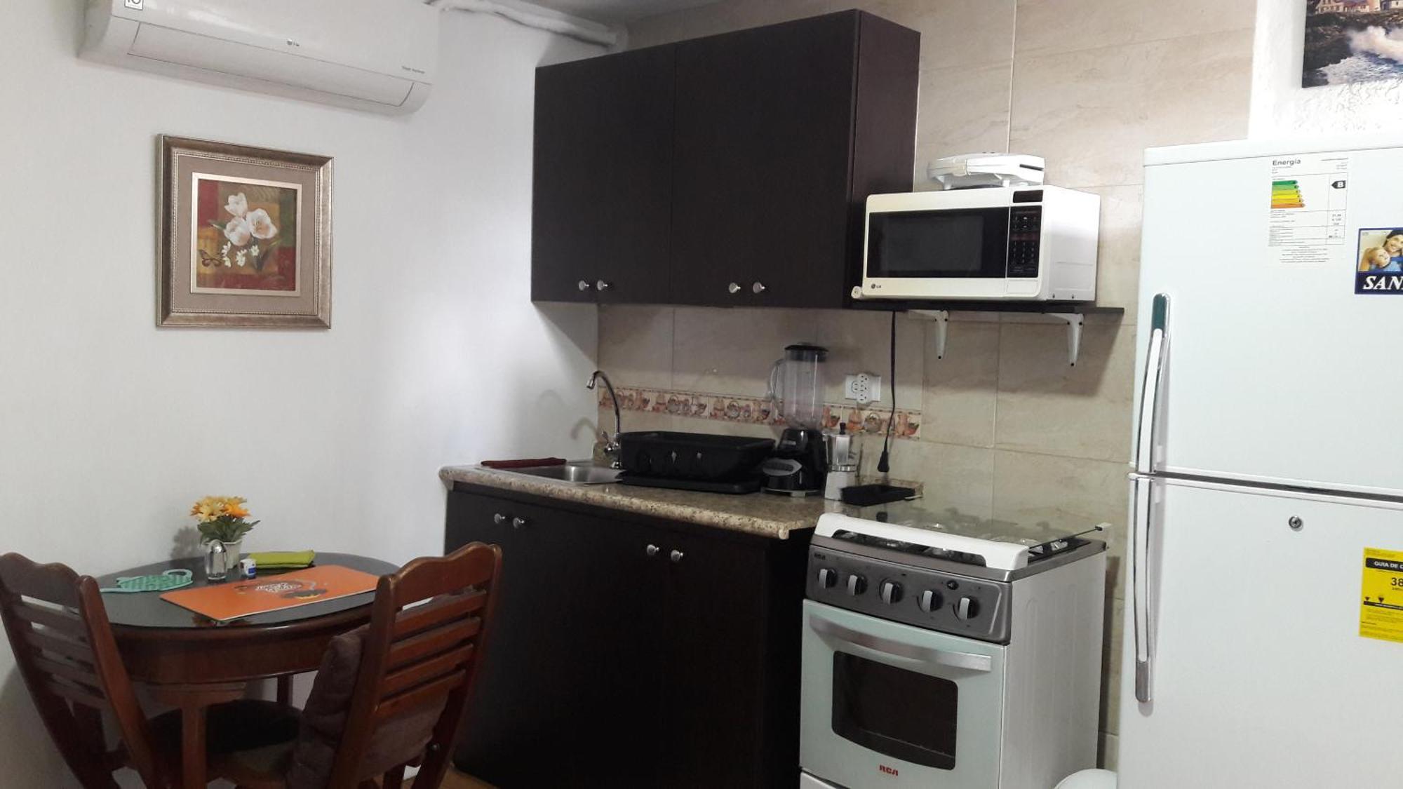 Anexo Independiente Y Privado Totalmente Amueblado Muy Lindo Y Acogedor En Chanis Cerca De Costa Del Y El Mall Santa Maria Plaza Apartment *