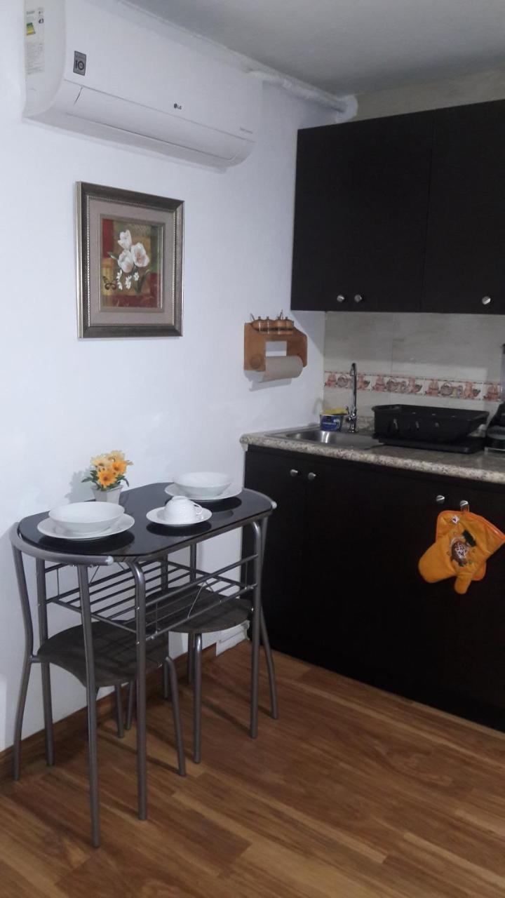 Apartment Anexo Independiente Y Privado Totalmente Amueblado Muy Lindo Y Acogedor En Chanis Cerca De Costa Del Y El Mall Santa Maria Plaza *