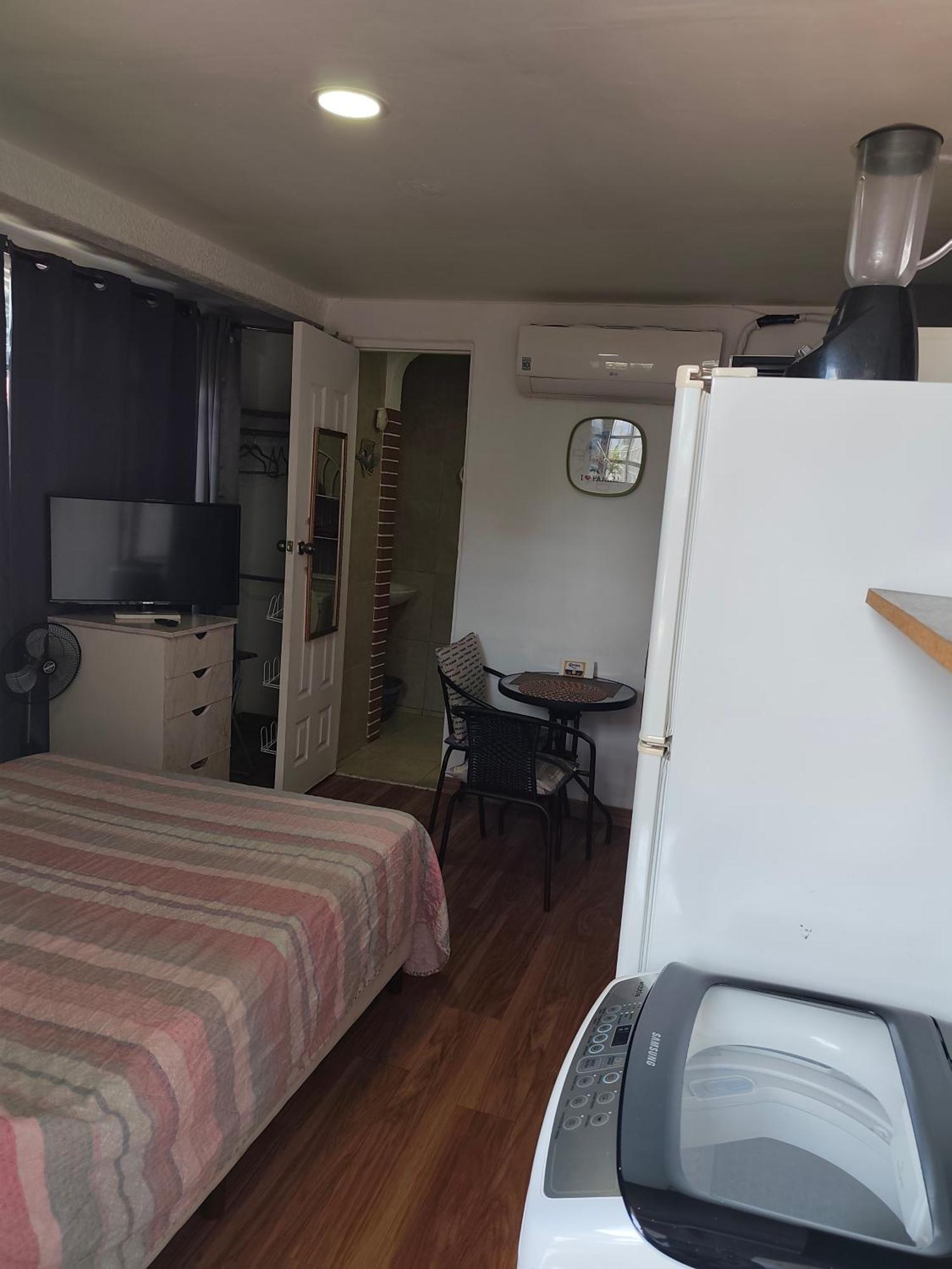 Apartment Anexo Independiente Y Privado Totalmente Amueblado Muy Lindo Y Acogedor En Chanis Cerca De Costa Del Y El Mall Santa Maria Plaza *